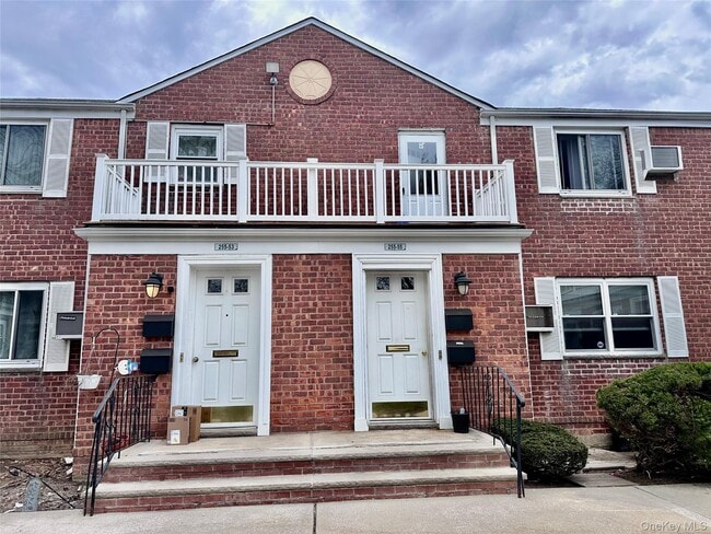 Building Photo - 255-55 75th Ave Unit GV31