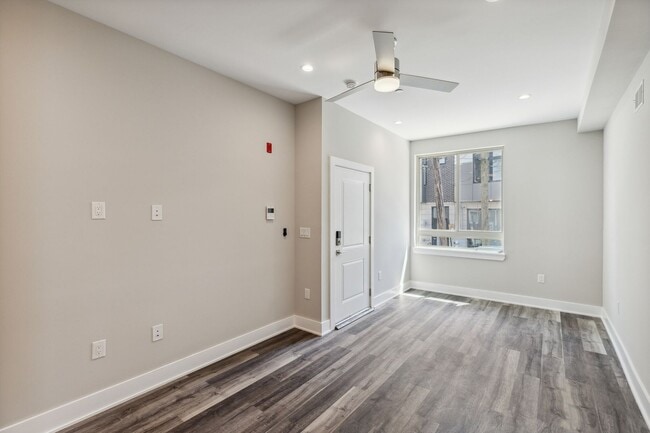 Photo - 1609 Ogden St Unit 1