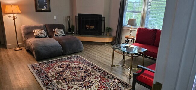 Photo - 1208 Denali St Unit 2