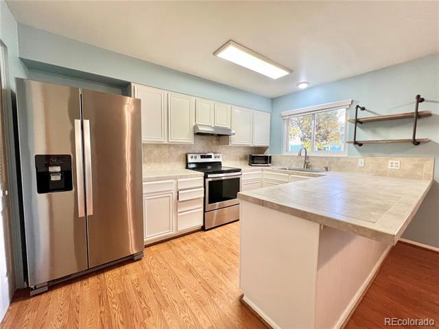 Photo - 387 Upham St