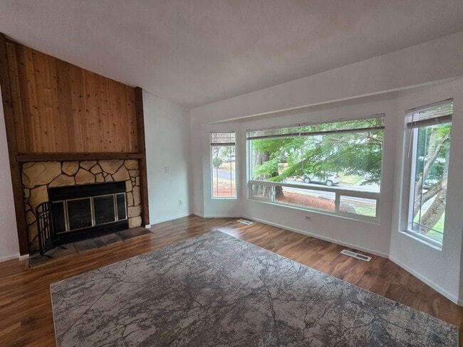 Photo - 8216 Winchester Ct NW