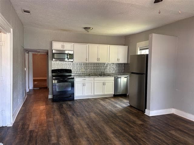 Photo - 615 S Throckmorton St