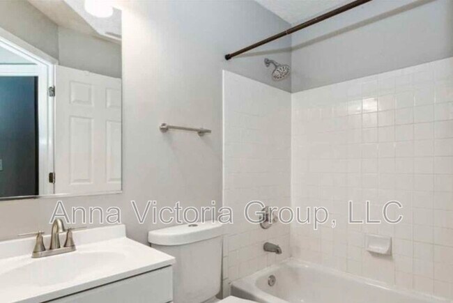 Photo - 16116 Edenwood Dr