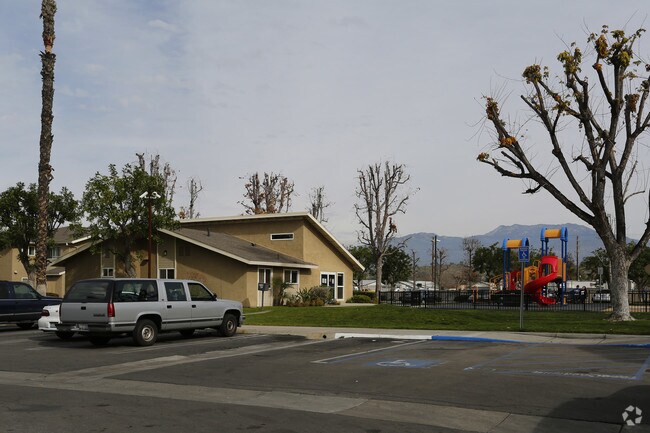 Photo - Hemet Estates