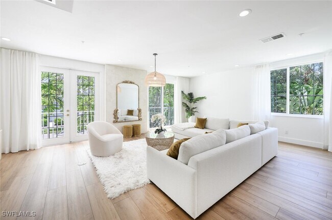 Photo - 888 10th St S Unit 101