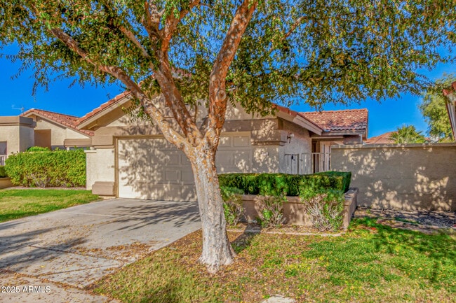 Photo - 768 S Martinique Dr