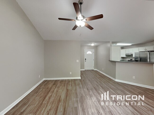 Photo - 7205 Spanglers Spring Way