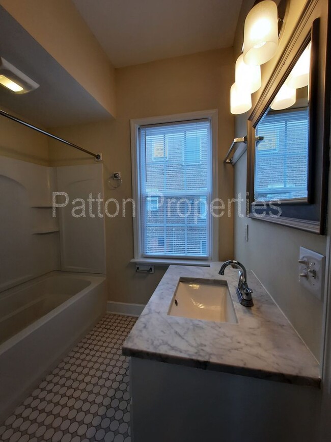 Photo - 1430 Gregg St Apartment Unit 1430