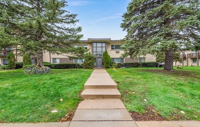 Photo - 1110 N Wheeling Rd Apartment Unit 2C