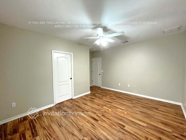 Photo - 10120 Perthshire Cir