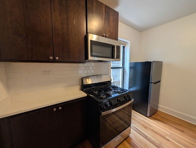 Photo - 2714 N Spaulding Ave Unit 2II