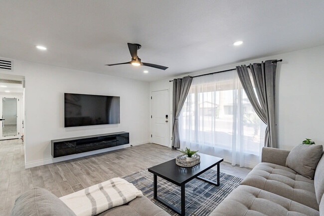 8264 E Cypress St Unit SI ID1570250P
