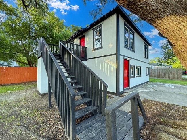 Photo - 705 Texas Ave