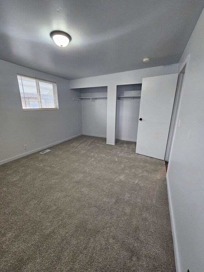 Photo - 741 Riverside Dr Unidad 2