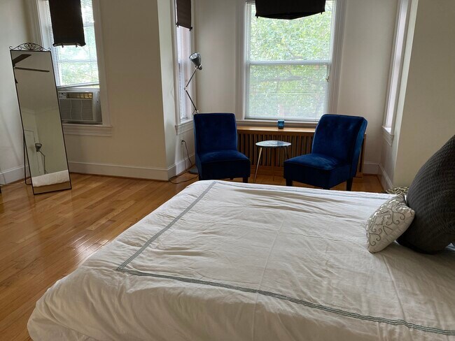 Dormitorio - 106 Quincy Plz NE