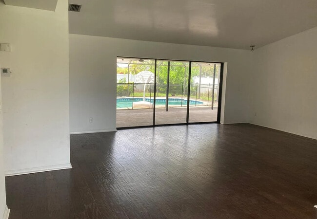 Photo - 313 SE 33rd St