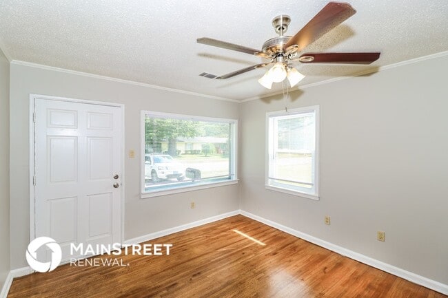 Photo - 4815 Marcel Ave