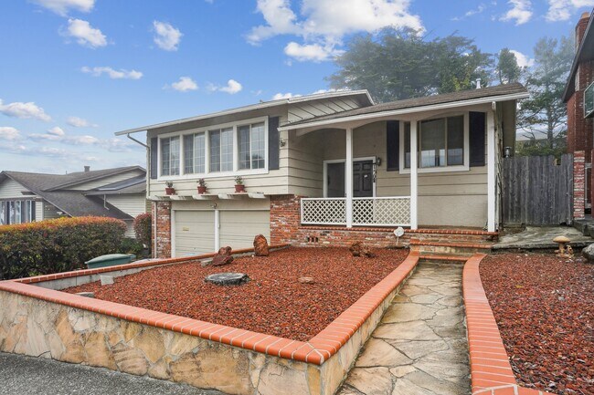 Photo - 150 Merced Dr