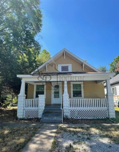 Building Photo - 415 W 9th St