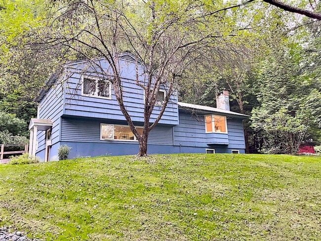 Hanover Mid-Century Modern home for rent - Hanover Mid-Century Modern home for rent