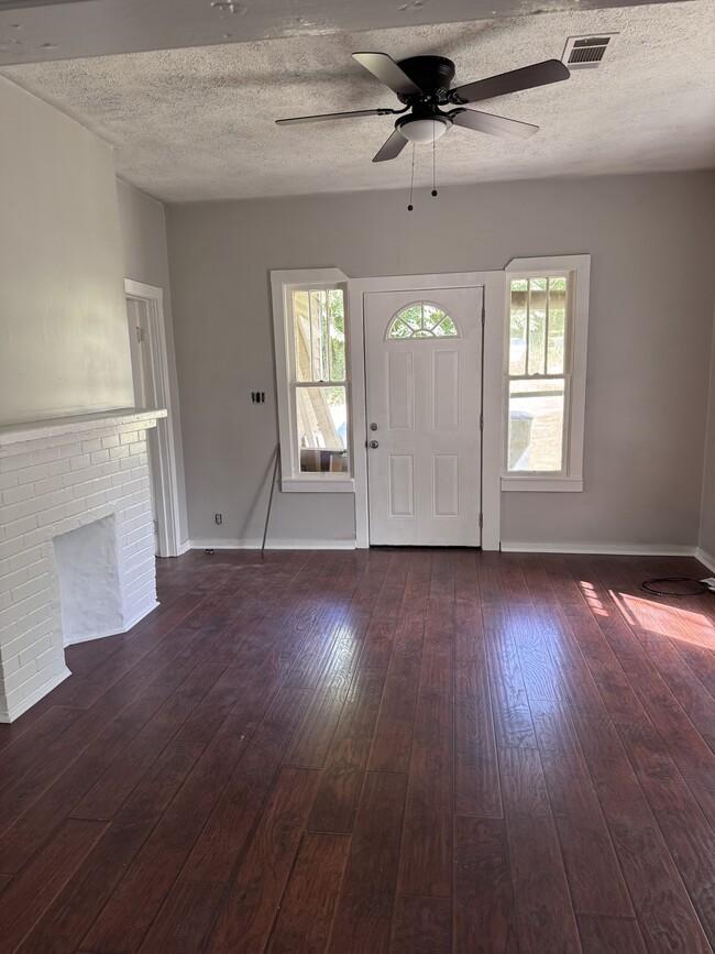 Photo - 3028 2nd St Unit A