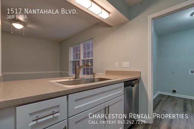 Photo - 1517 Nantahala Blvd