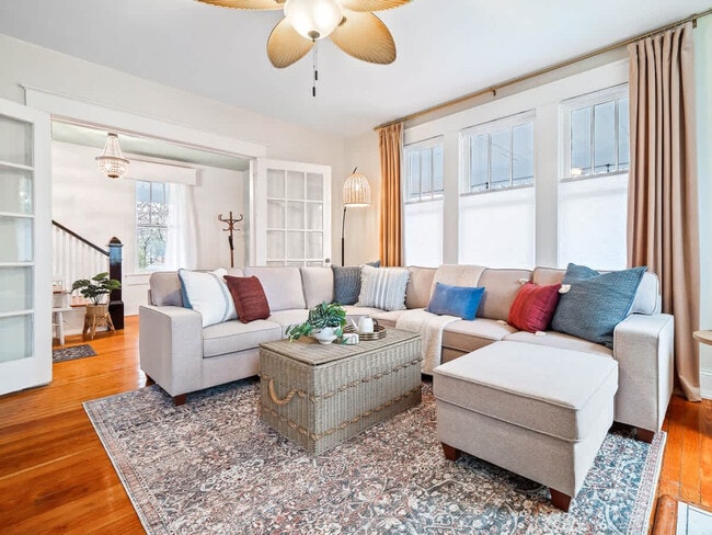 Photo - 2ND East Drive-SI ID1496103P Unidad SI ID1496103P