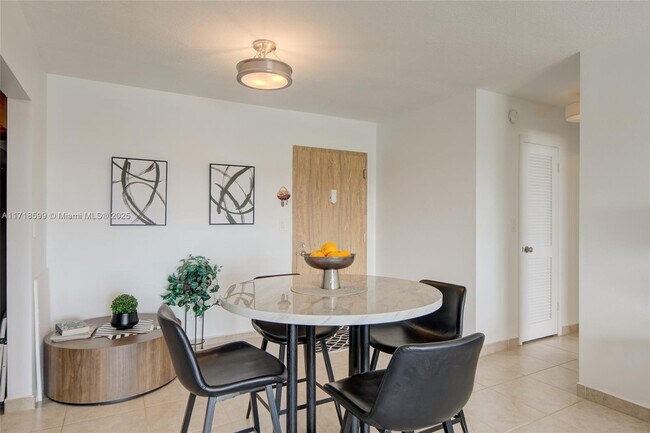 Photo - 1625 SE 10th Ave Condo Unit 607