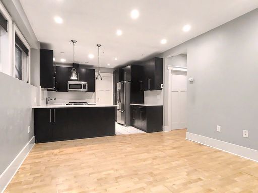Photo - AVAILABLE NOW! Modern Capitol Hill 2 Bedroom Apartment, W/S/G Utilities Included! Unit B
