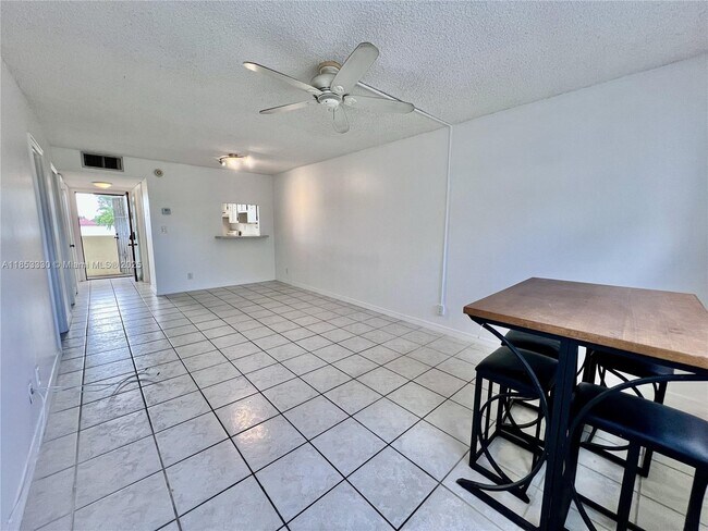 Photo - 220 SW 9th Ave Unit 209