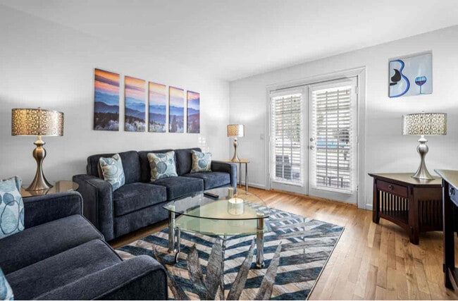 Photo - 2905 Burch Ave Unit 3