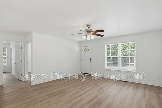 Photo - 1352 Snow Ct