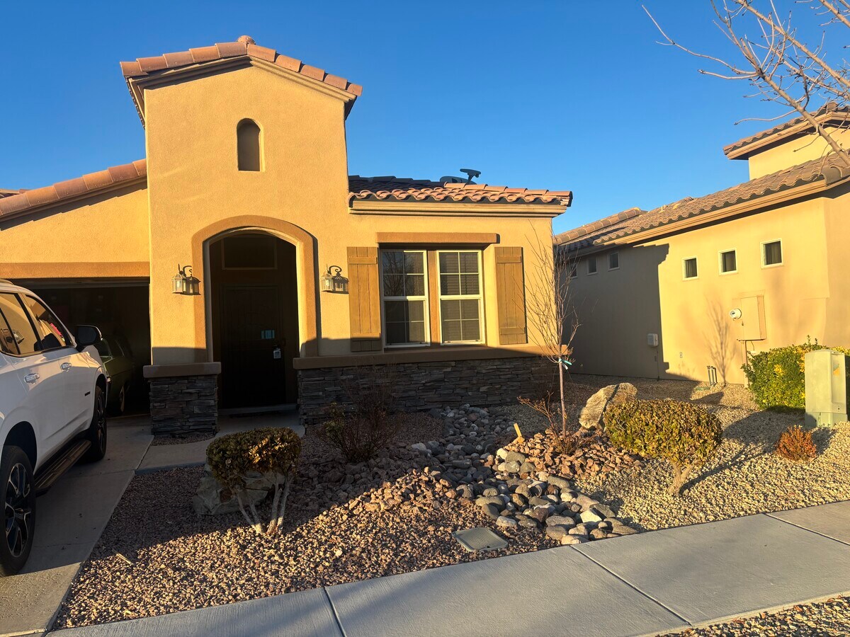 Photo - 3613 Santa Sabina Ave