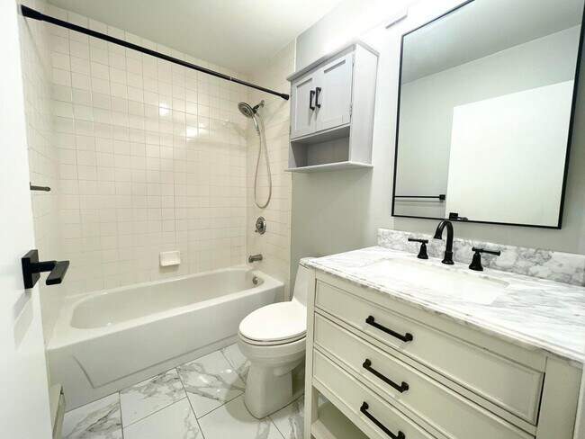 Photo - 234 N Broadway