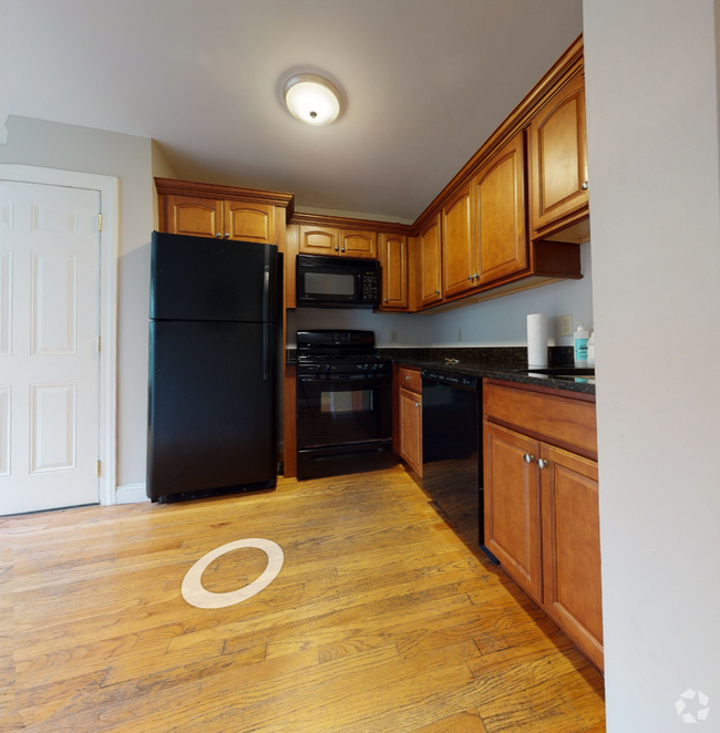 Building Photo - 344 Putnam Ave Unit 2 Rental