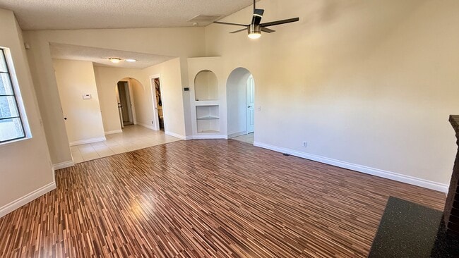 Photo - 3385 W Agate Ave