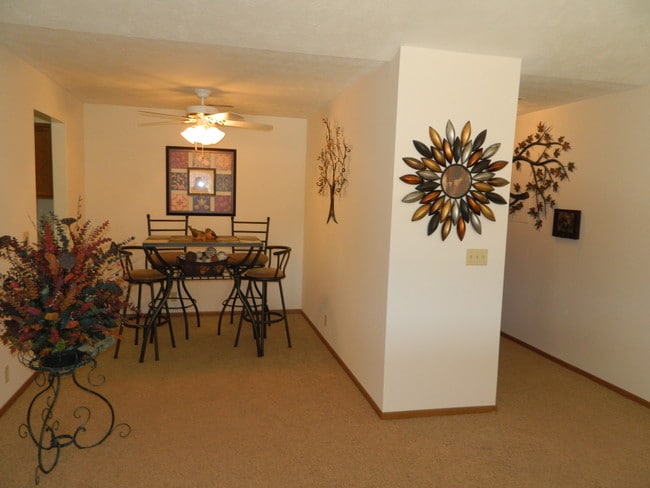 Richland Park Apartments