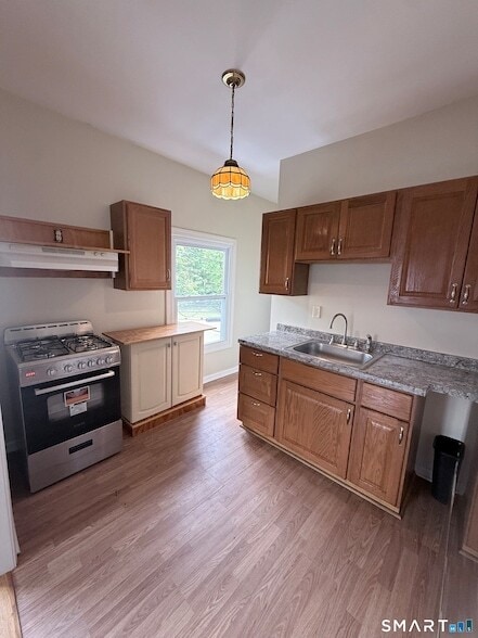 Building Photo - 6 Electric Ave Unit 6