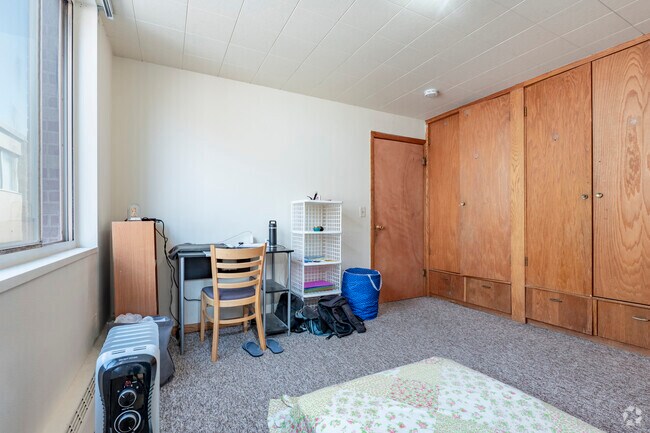 2BR, 1BA - 480SF - Bedroom