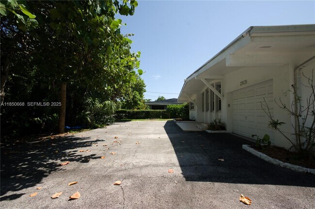 Photo - 2305 N Ocean Blvd