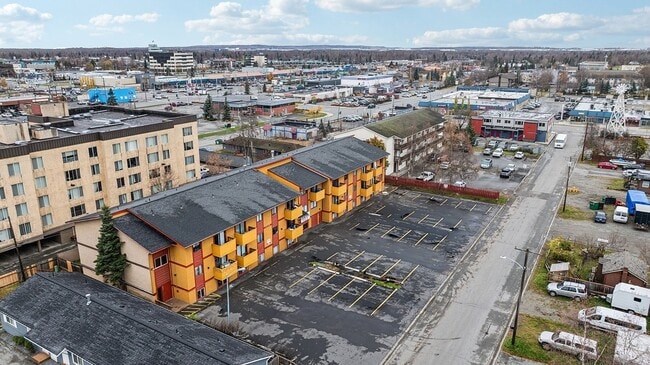 Nicole Apartments