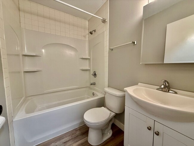 Photo - 1710 Carriage Hill Dr