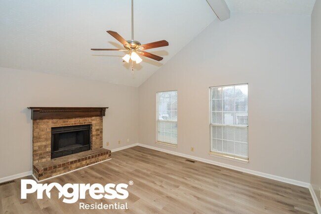 Photo - 837 Rocky Mountain Pkwy