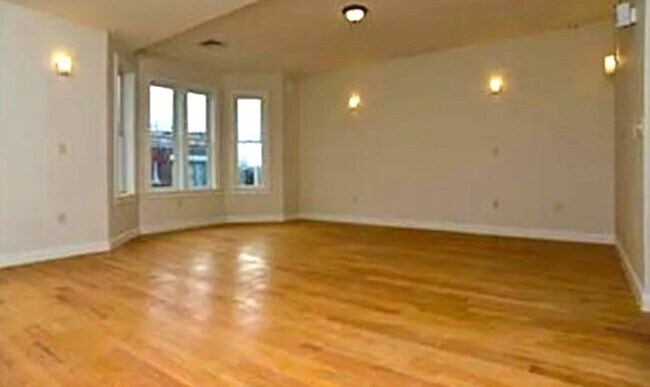 Photo - 48 Dudley St Unit 3