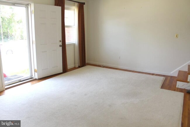 Photo - 1120 Linkside Dr