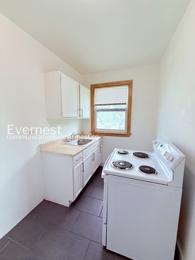 2541 Monterey St Unidad 3