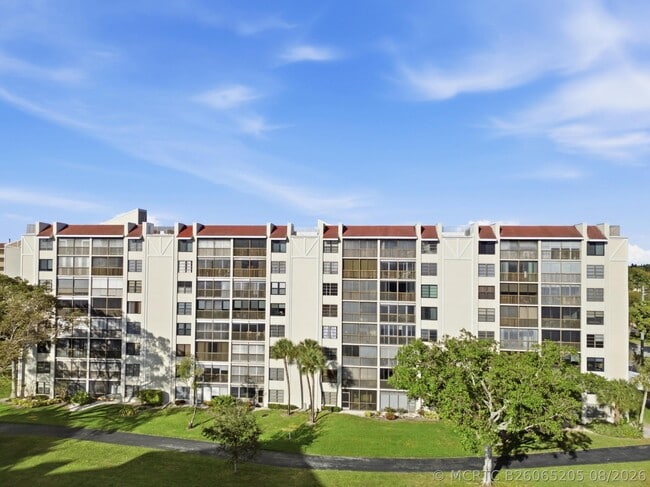 14475 Strathmore Ln Unit 308