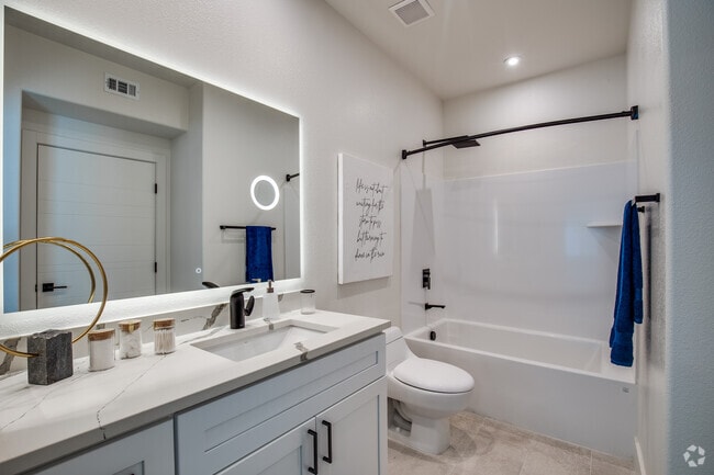 1 BR, 1 BA - 898 SF - Society