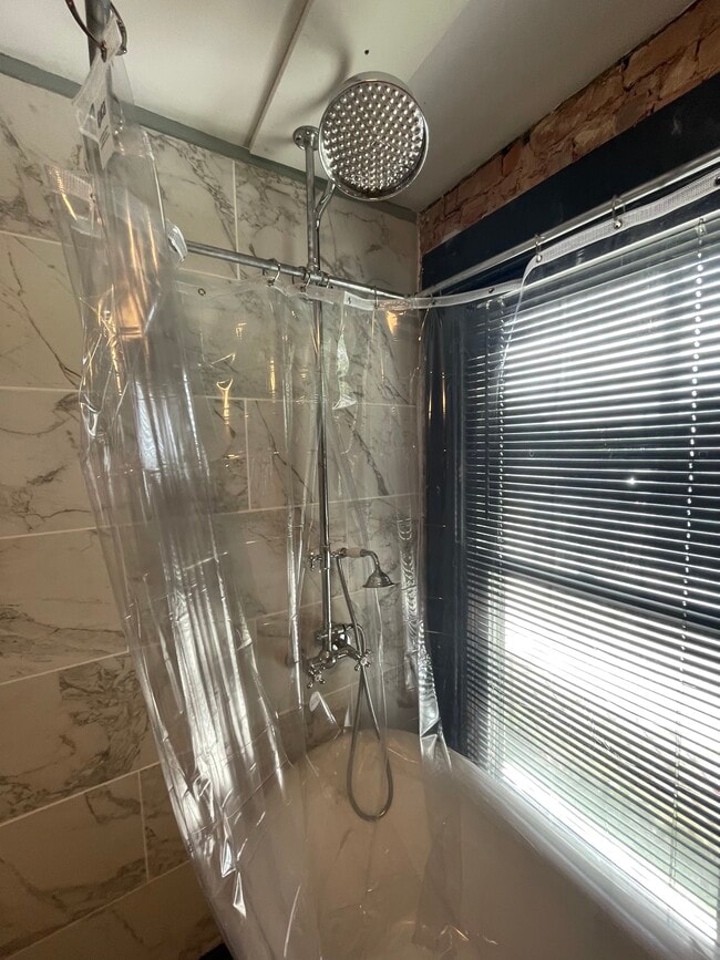 Photo - 272 S Green St