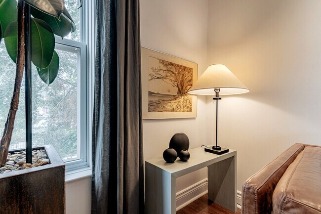 Photo - 103 Ashdale Ave Unit SI ID1504546P